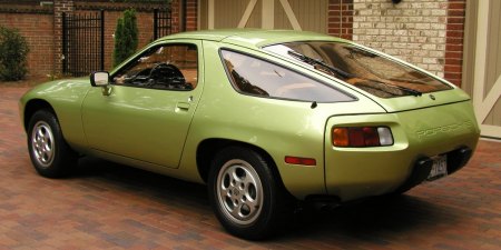 Porsche 928